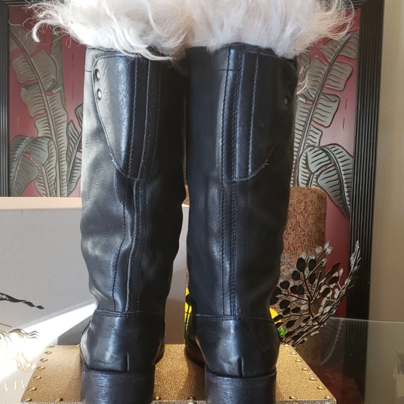 Burberry Boot - Picture 5 of 7